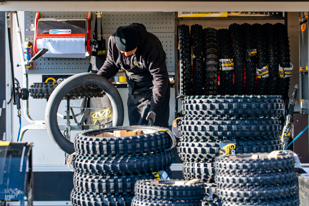 GIBSON Racing Service im Fahrerlager
